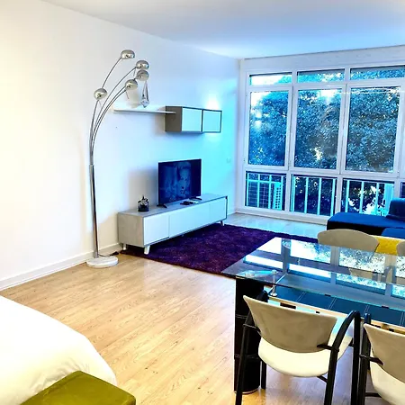 3 - Side Casino Garden * Эшторил